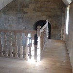 Ensemble Louis XIII à barreaux découpés, en chêne. Manoir dans le Trégor