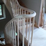 Détail sur raccords de mains-courantes, lamellé collé en pin sylvestre