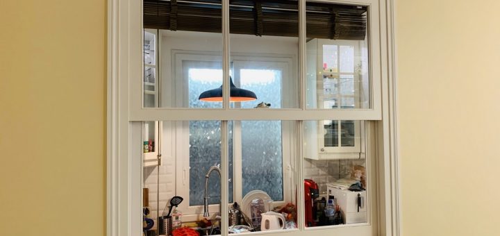 fenêtre guillotine intérieure